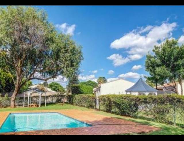 2 BEDROOM TOWNHOUSE FOR SALE IN FAIRLAND